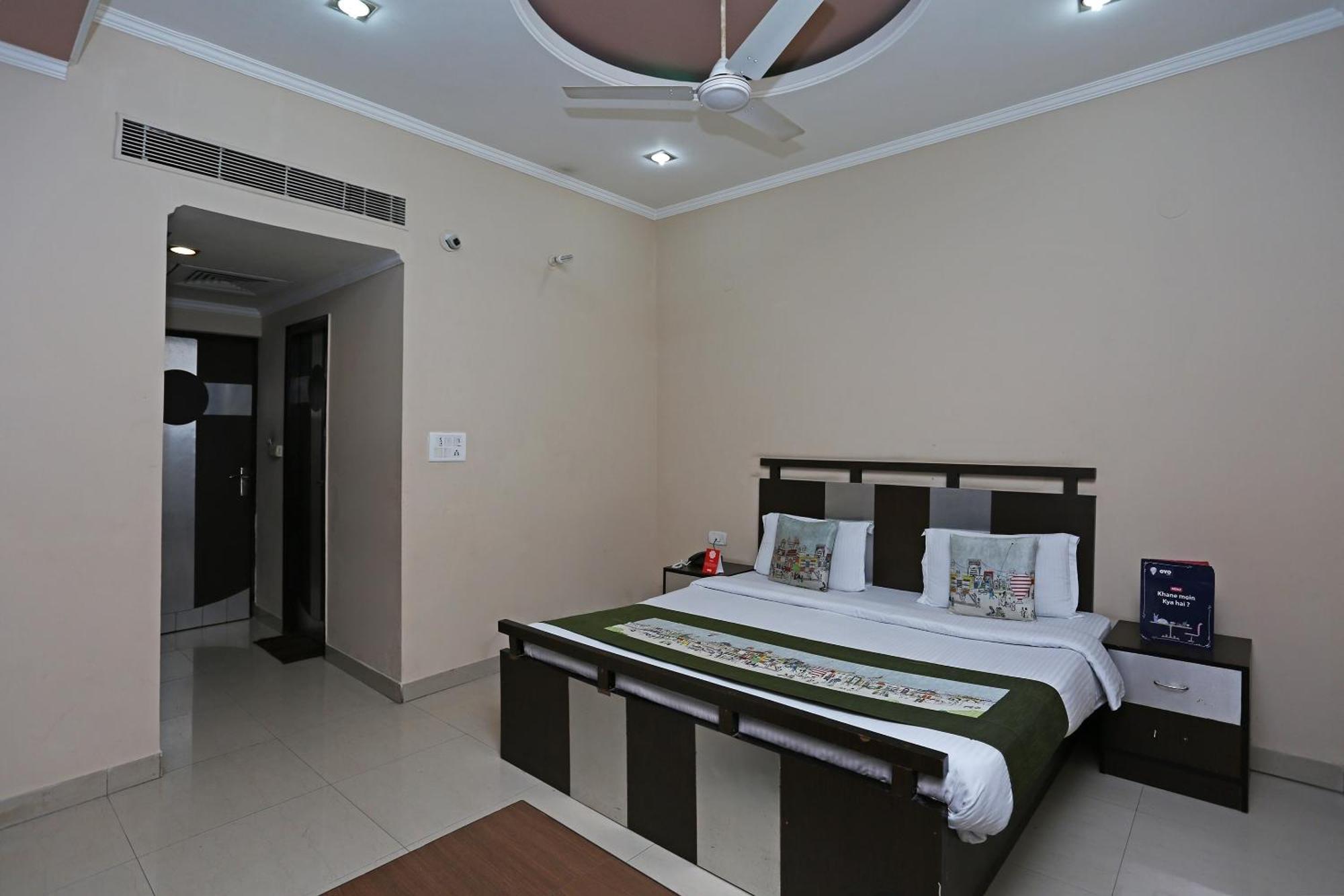 גאזיאבאד Hotel O Mukut Regency מראה חיצוני תמונה
